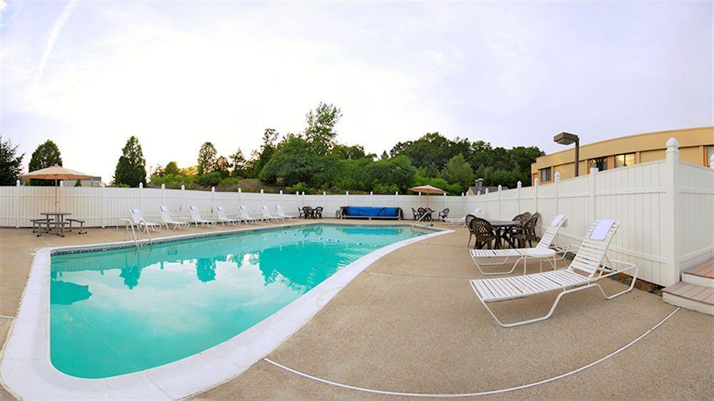 All Seasons Inn & Suites Smithfield Luaran gambar