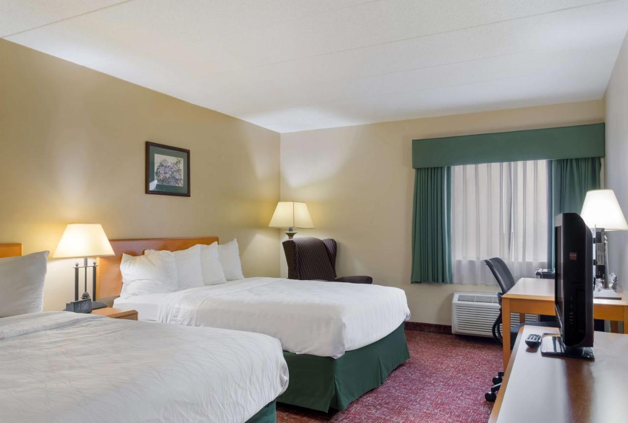 All Seasons Inn & Suites Smithfield Luaran gambar