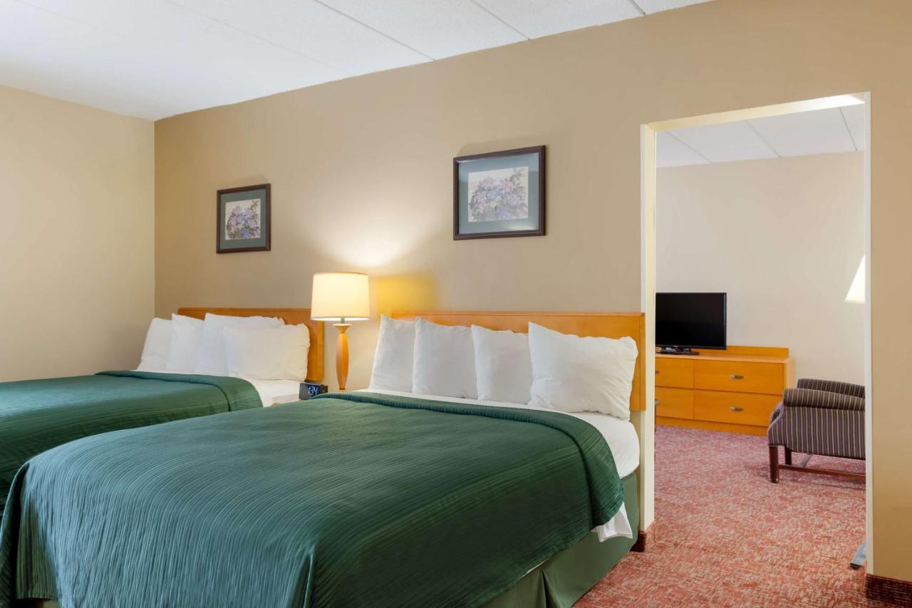 All Seasons Inn & Suites Smithfield Luaran gambar