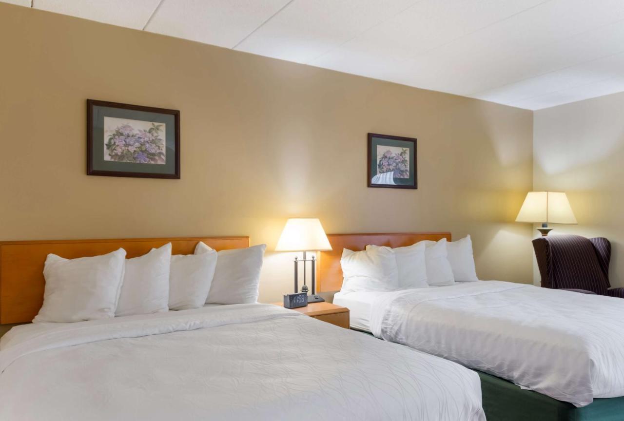 All Seasons Inn & Suites Smithfield Luaran gambar