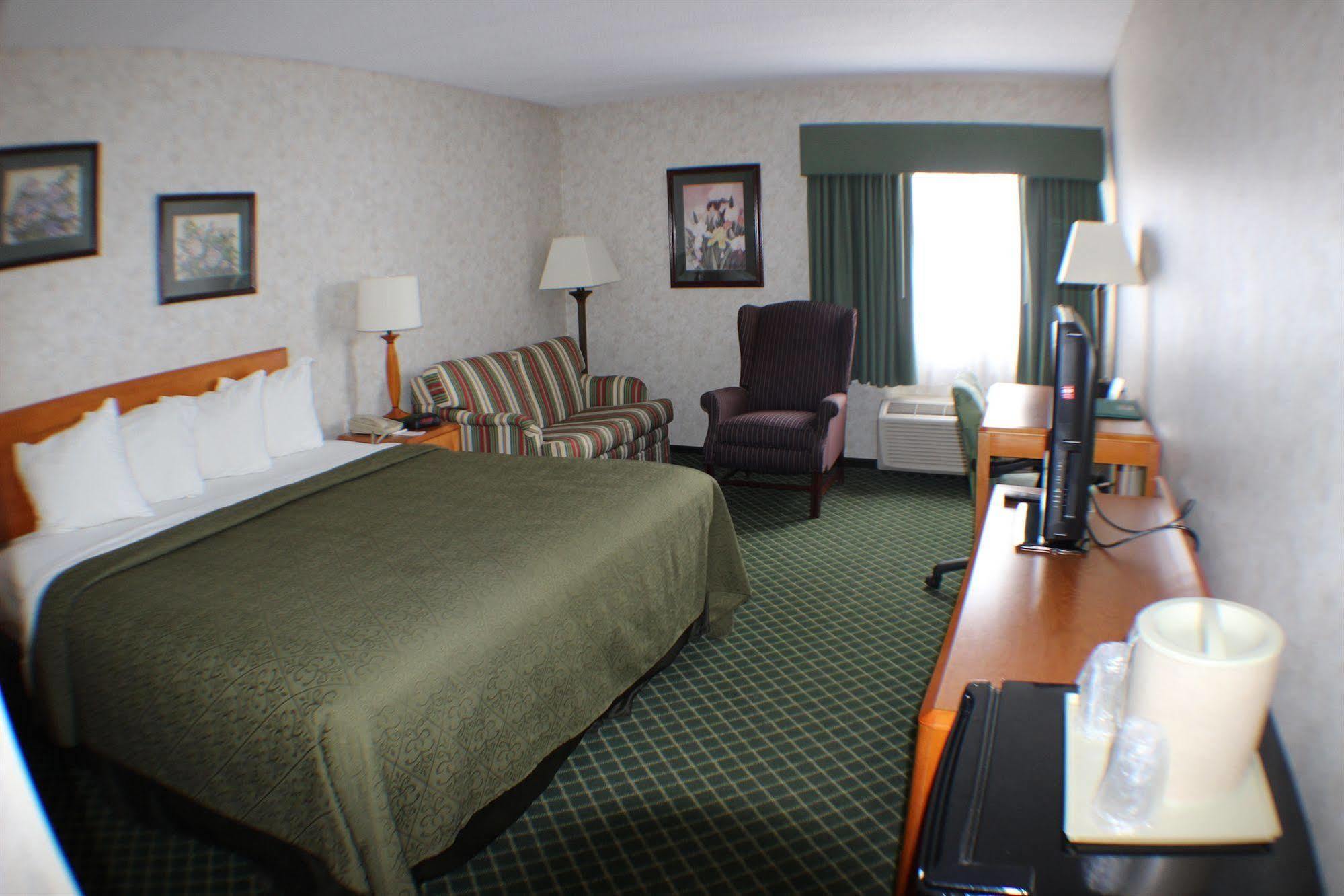 All Seasons Inn & Suites Smithfield Luaran gambar
